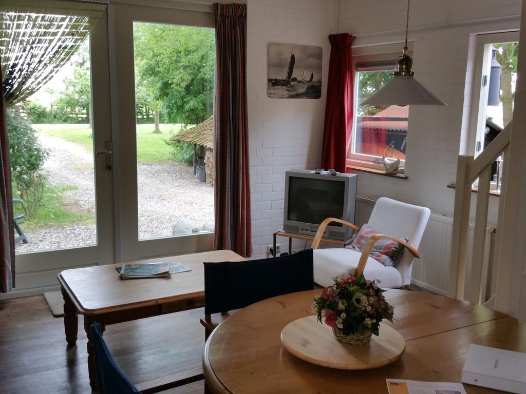 Vakantiewoning "De Kei" Warns Luaran gambar